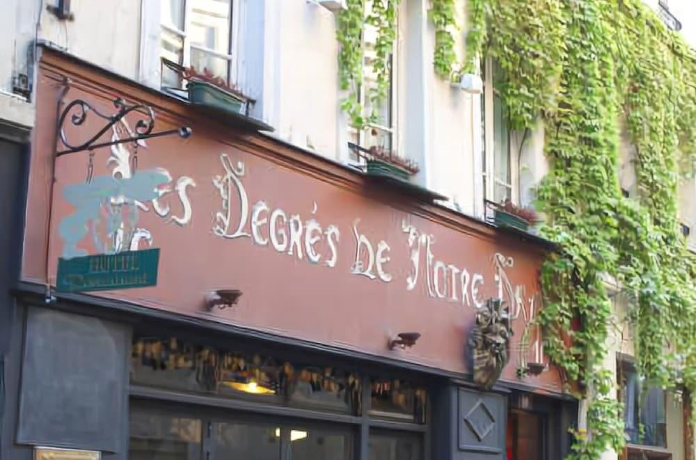 Hotel Les Degres De Notre Dame Párizs Kültér fotó